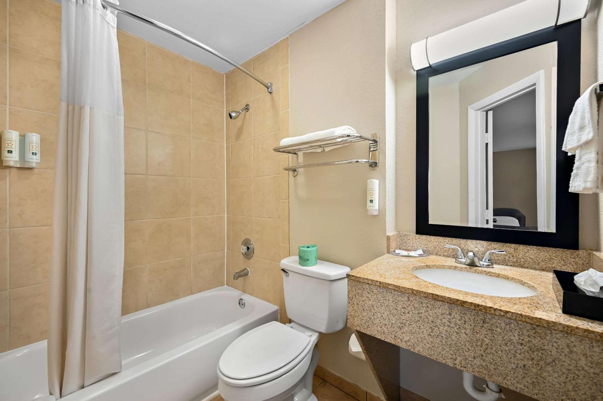 Quality Inn Fort Myers - Cape Coral Zewnętrze zdjęcie