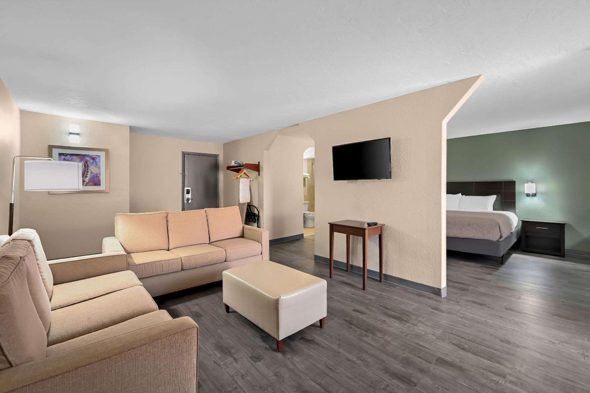 Quality Inn Fort Myers - Cape Coral Zewnętrze zdjęcie